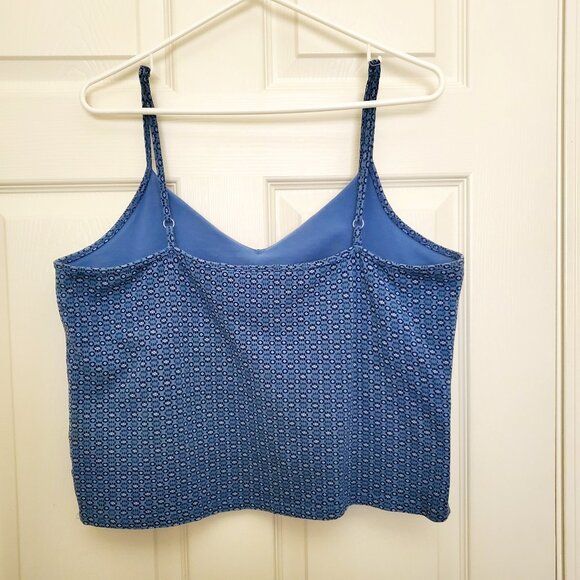 Short, Stretchy Camisole Summer Top - Picture 2 of 3